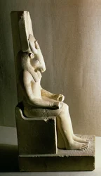 Statue av guden Montu med et oksehode, fra Medamud (kalkstein)